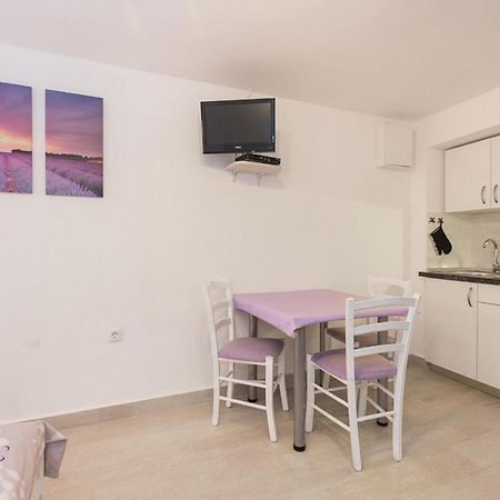 Studio Neva Baška Dış mekan fotoğraf